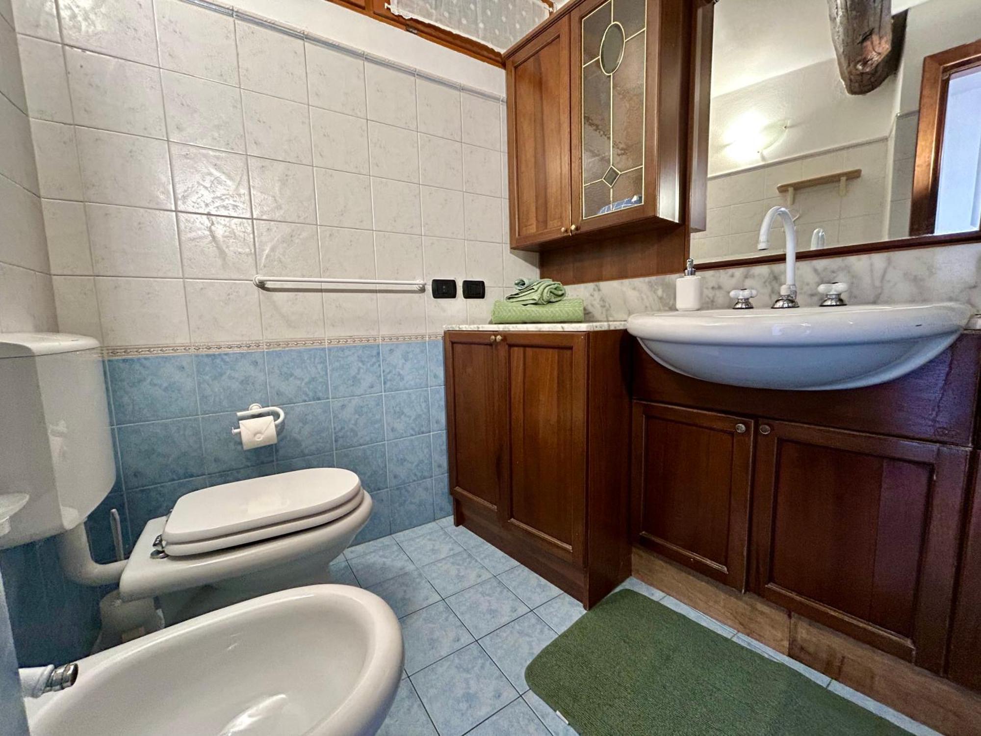 Al Civico 7 Villa Oliveto Lario Eksteriør bilde