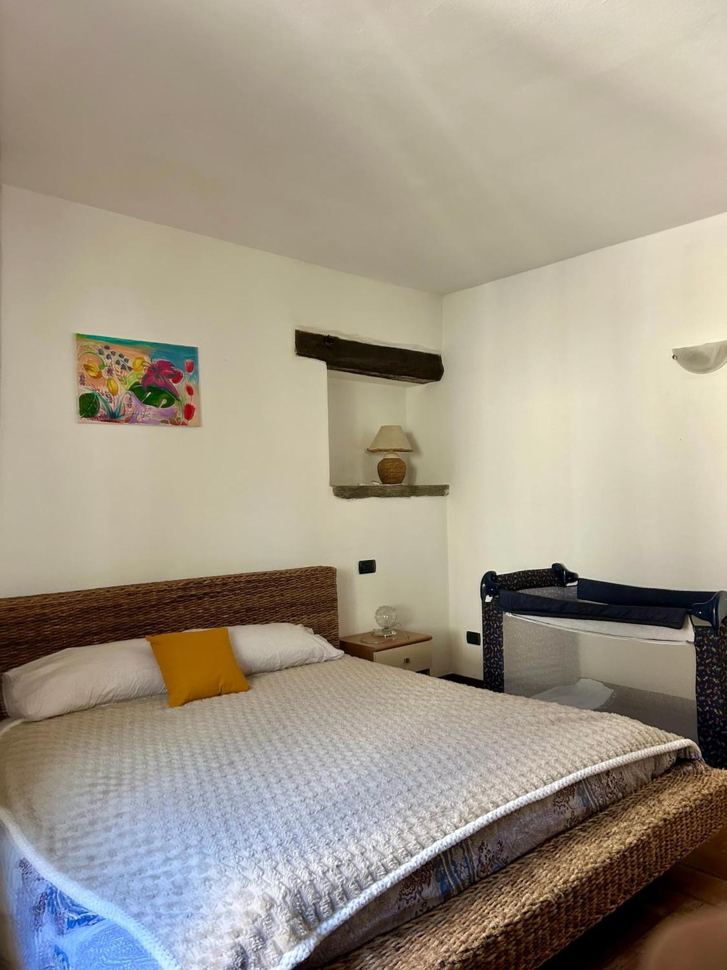 Al Civico 7 Villa Oliveto Lario Eksteriør bilde